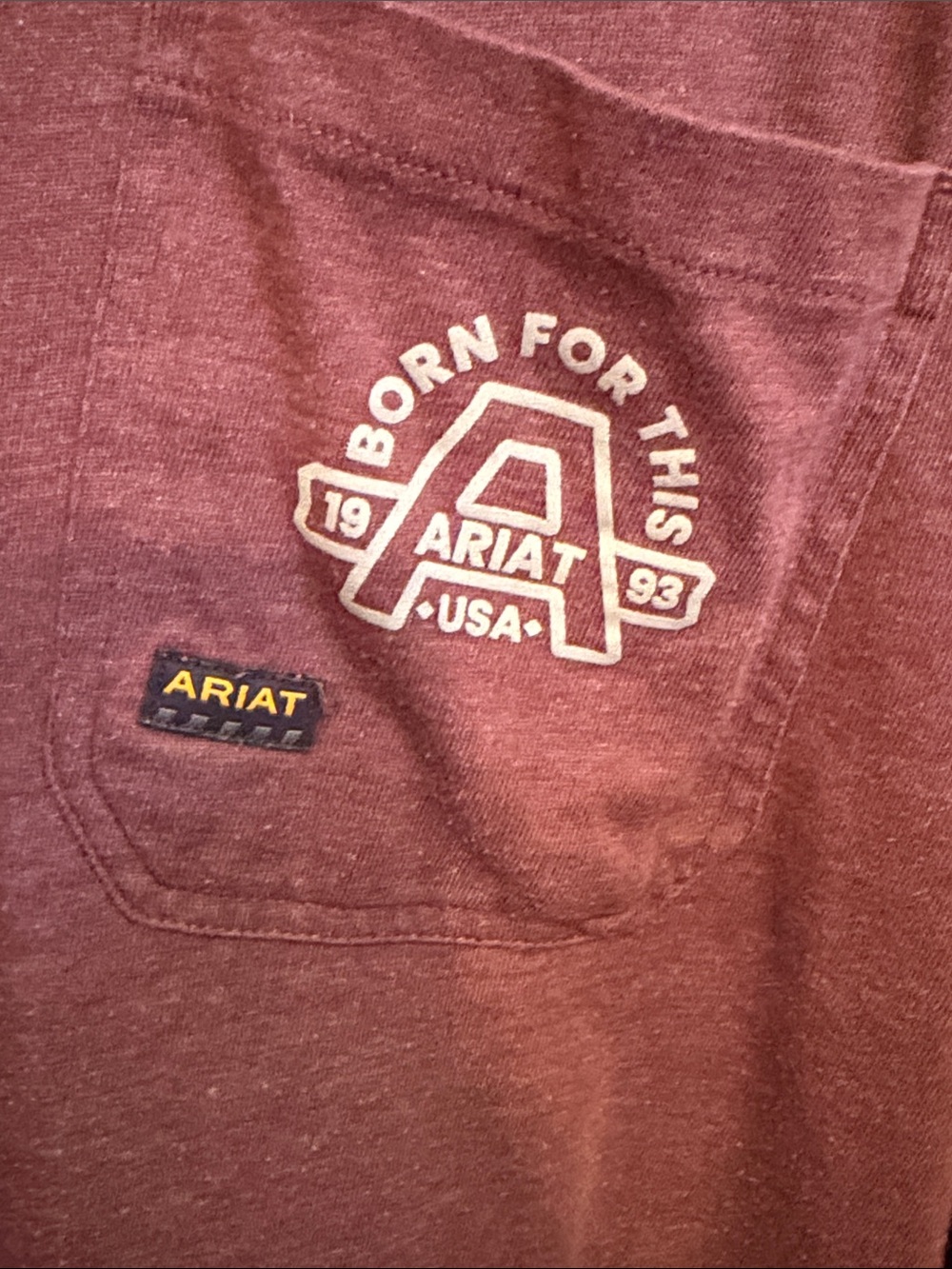 🎬🎬🎬BOGOHO🎬🎬🎬Ariat Short Sleeve Pocket Tee Bundle of 2 Gray & Maroon - Picture 7 of 10